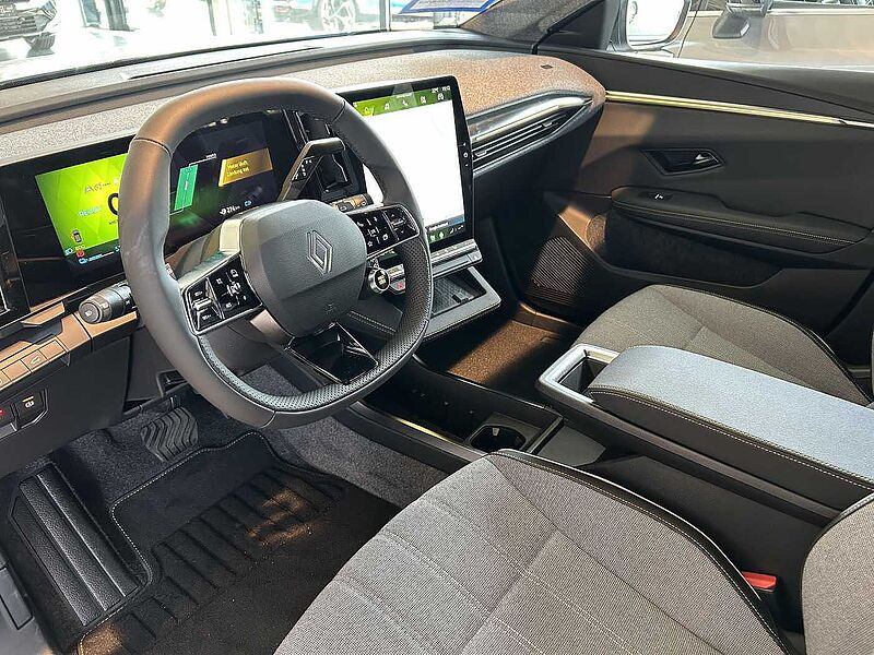 Renault Scenic E-Tech 220 Long Range Techno