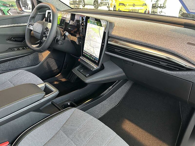 Renault Scenic E-Tech 220 Long Range Techno