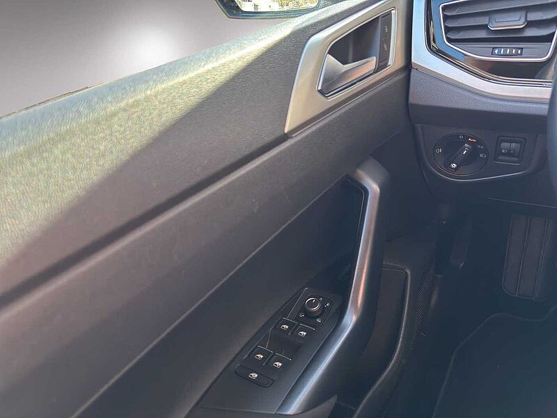 Volkswagen Polo Move