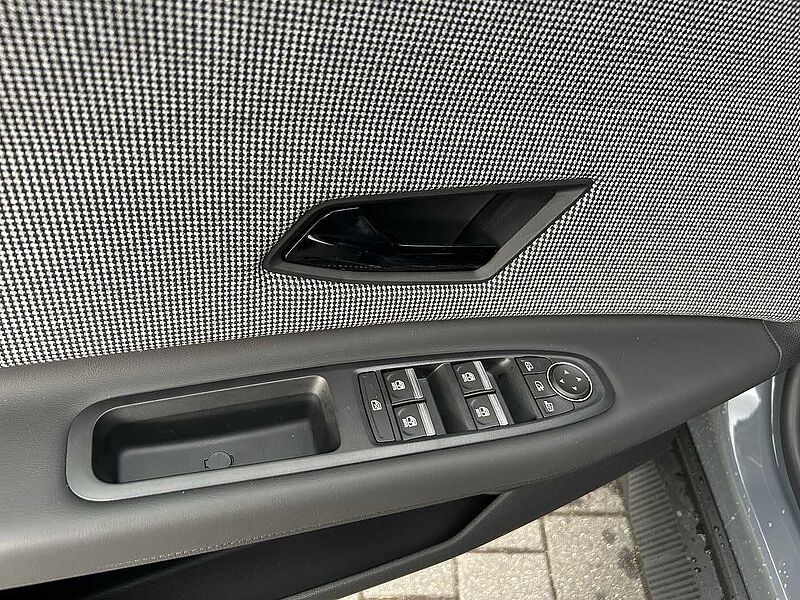 Renault R4 E-Tech Iconic 150 Comfort Range