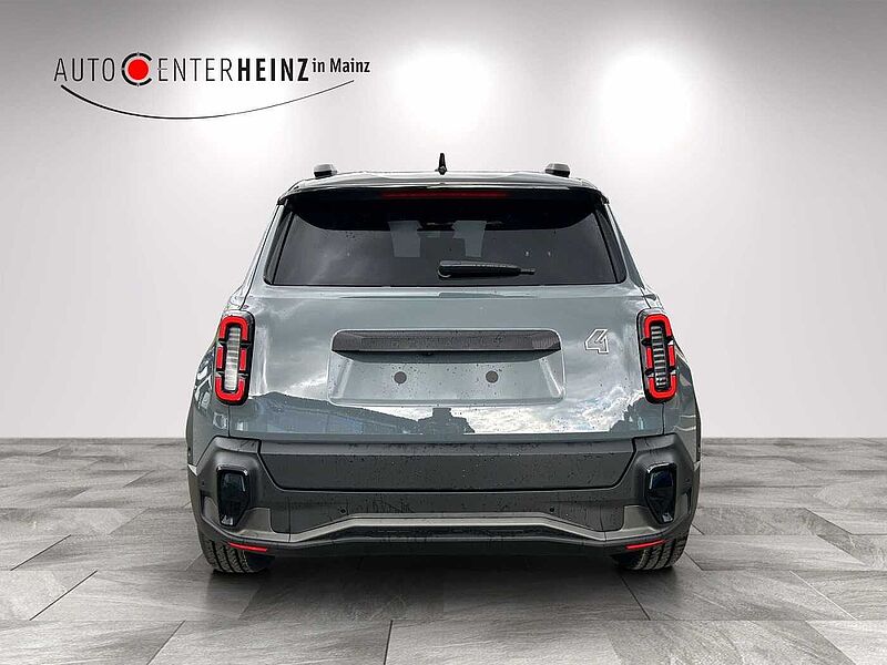 Renault R4 E-Tech Iconic 150 Comfort Range