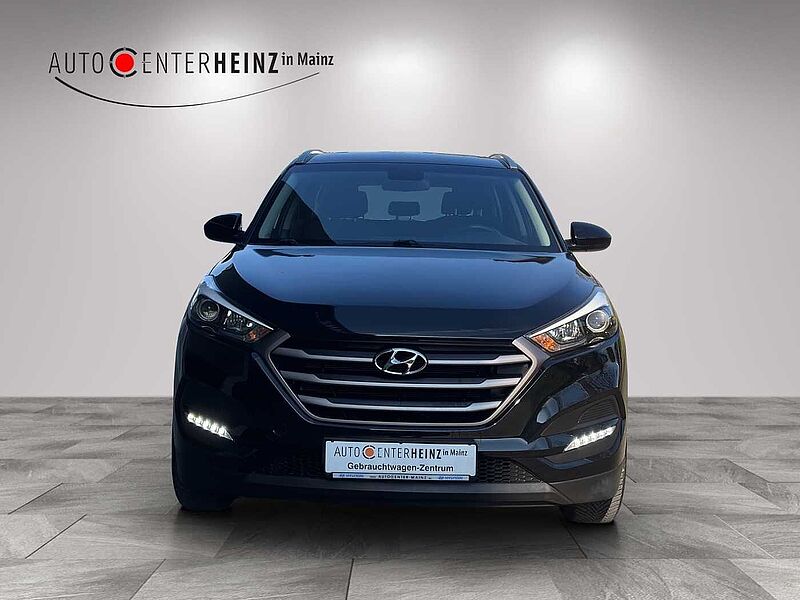 Hyundai Tucson blue Classic 2WD