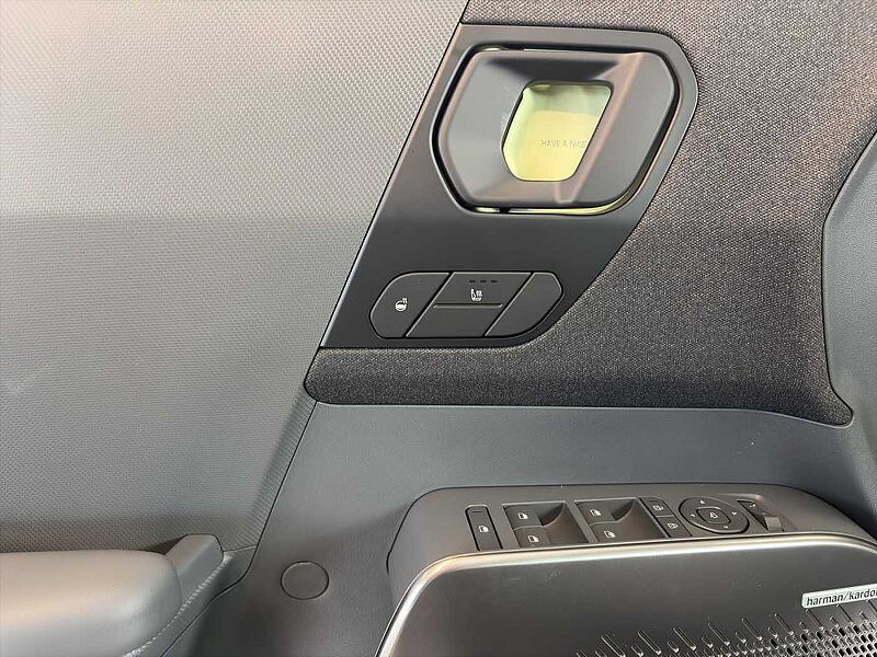 Kia EV2 Earth 42,2-kWh mit Winter-Connect, Technologie- und DriveWise-Park-Paket