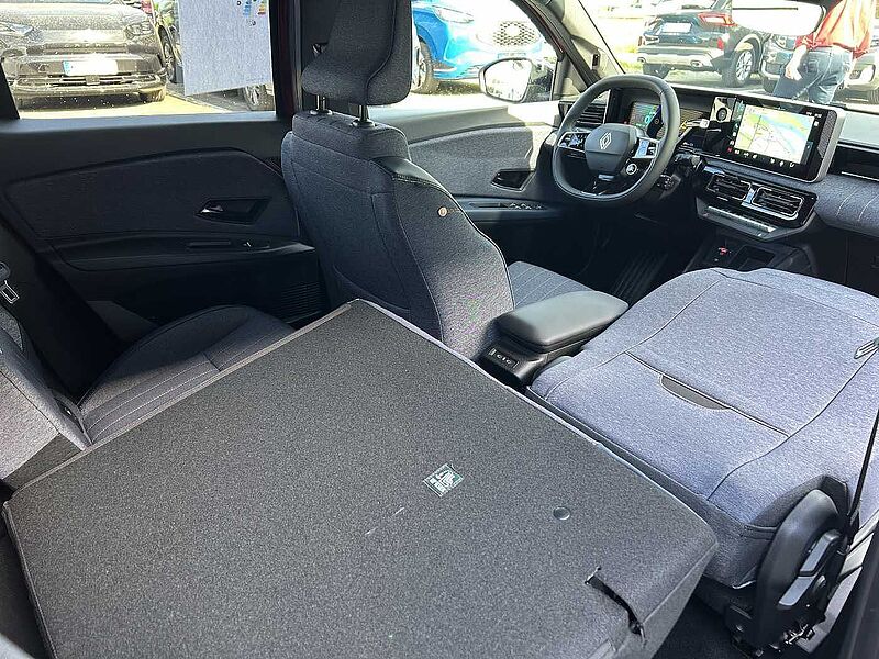 Renault R4 E-Tech Techno 150 Comfort Range *Driving-Assist-u. Winterpaket*