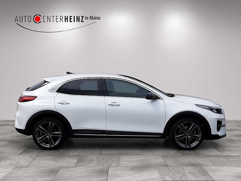 Kia XCeed Platinum Edition Plug-in Hybrid