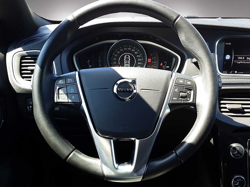 Volvo V40 Linje Svart