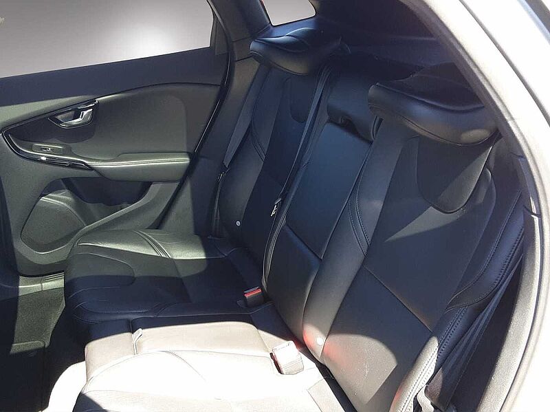 Volvo V40 Linje Svart