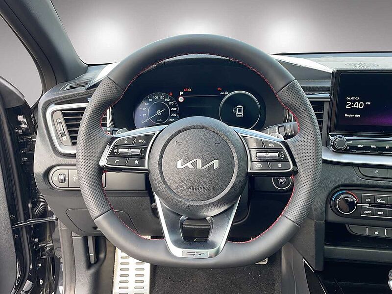 Kia Ceed 1.6 T-GDI DCT7 OPF GT