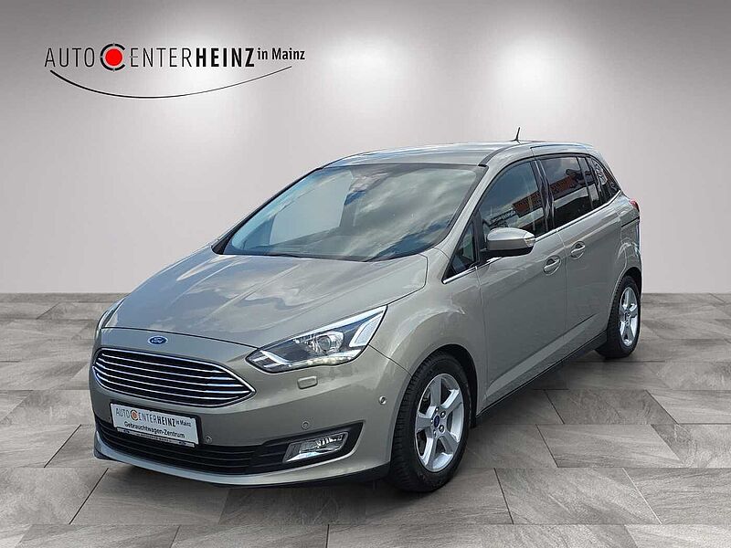 Ford Grand C-Max Titanium