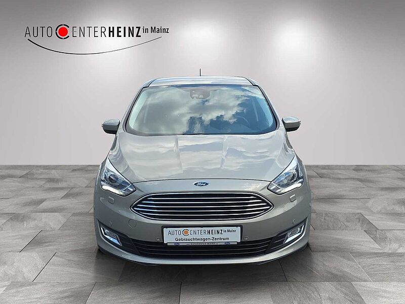 Ford Grand C-Max Titanium