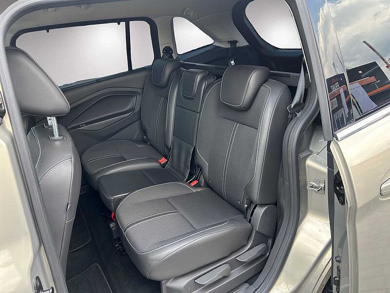 Ford Grand C-Max Titanium