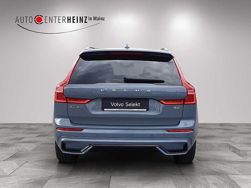 Volvo XC 60 Plus Dark 2WD