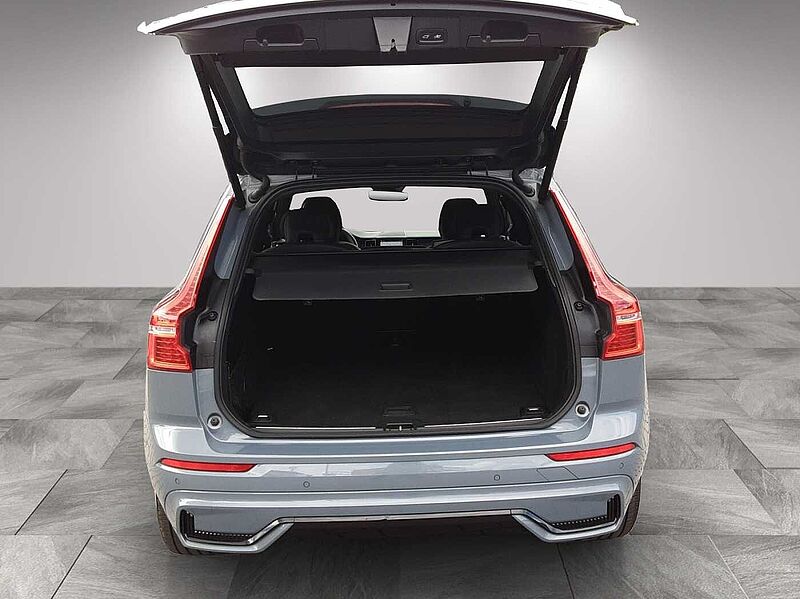 Volvo XC 60 Plus Dark 2WD