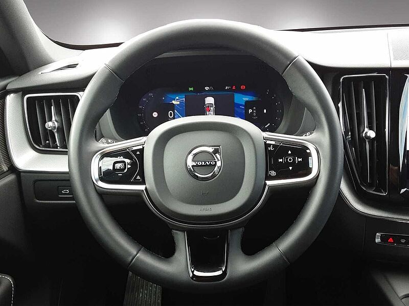 Volvo XC 60 Plus Dark 2WD