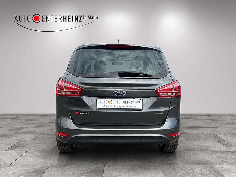 Ford B-Max Titanium
