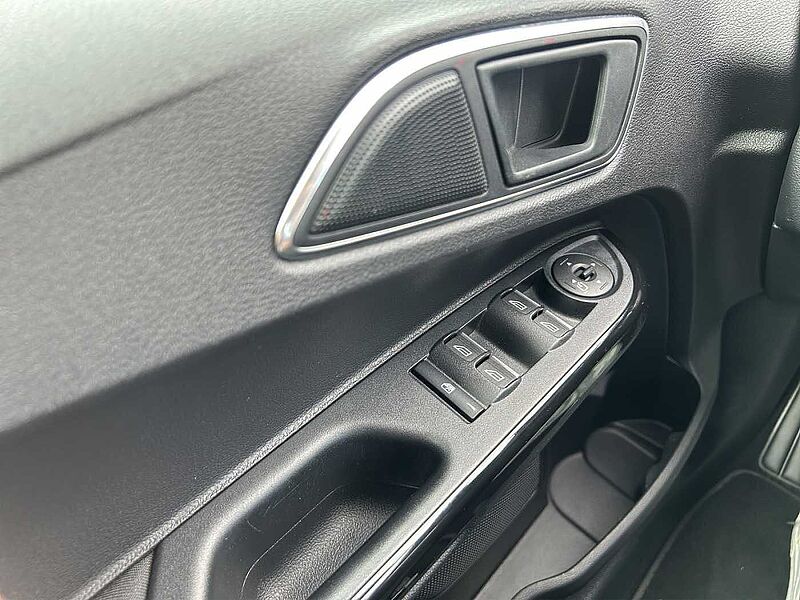 Ford B-Max Titanium