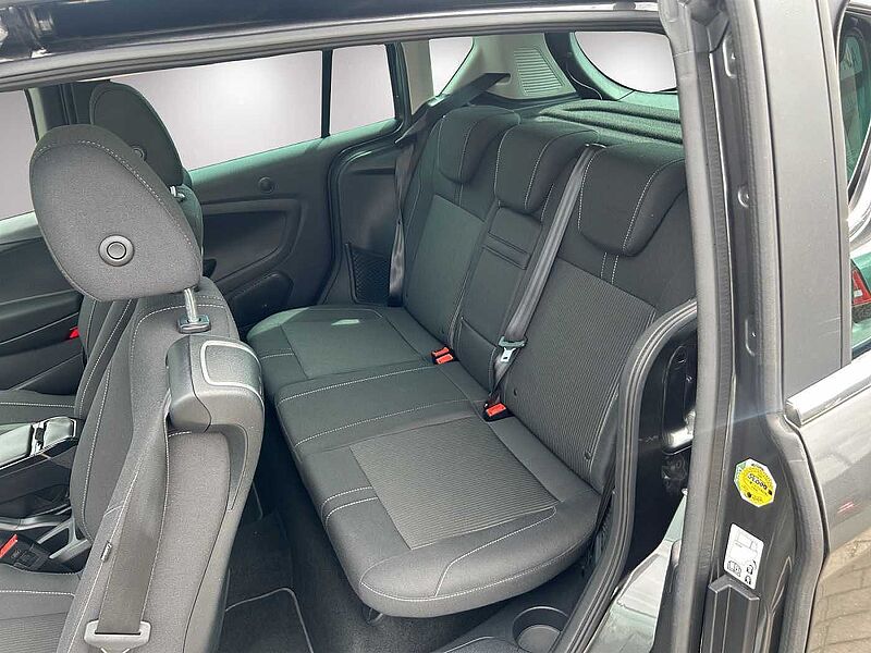 Ford B-Max Titanium