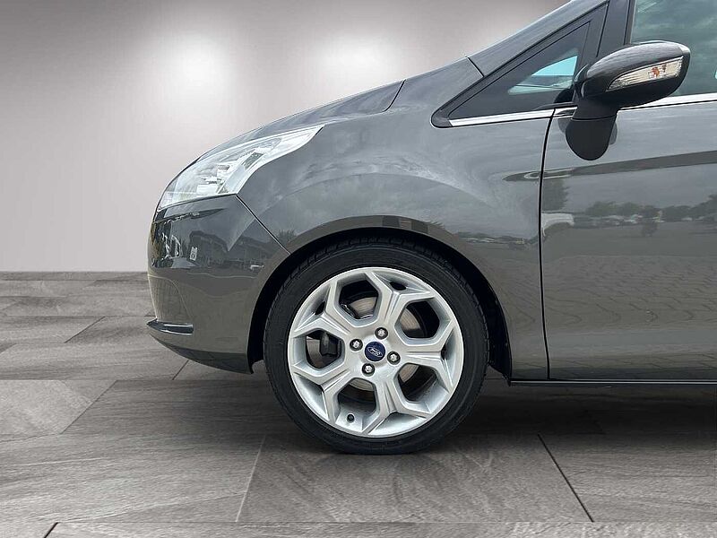 Ford B-Max Titanium
