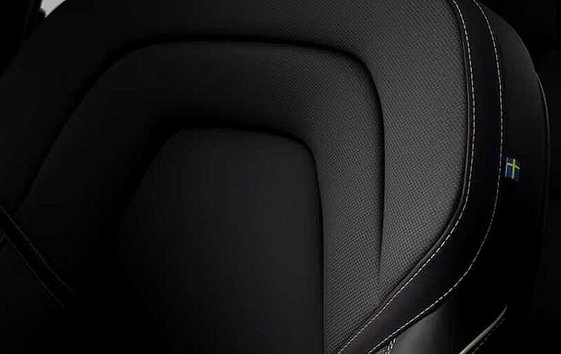 Volvo XC60 Plug-In-Hybrid T6 AWD Recharge Plus Black Edition