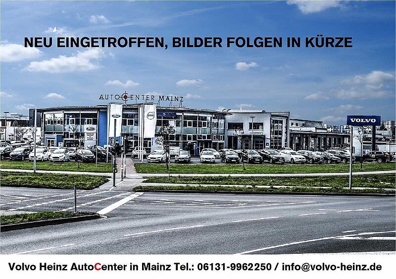 Volvo EX30 P8 AWD Summer Edition