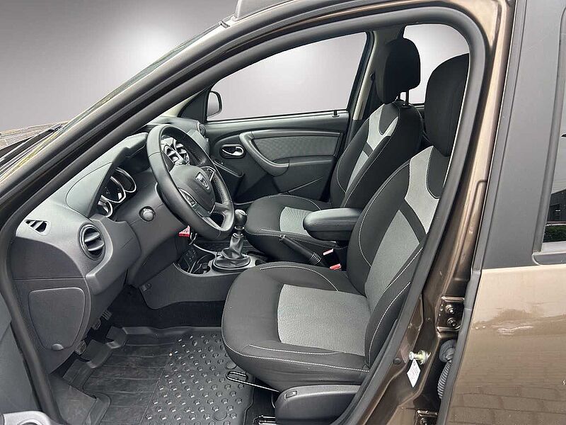 Dacia Duster Black Shadow 4x2