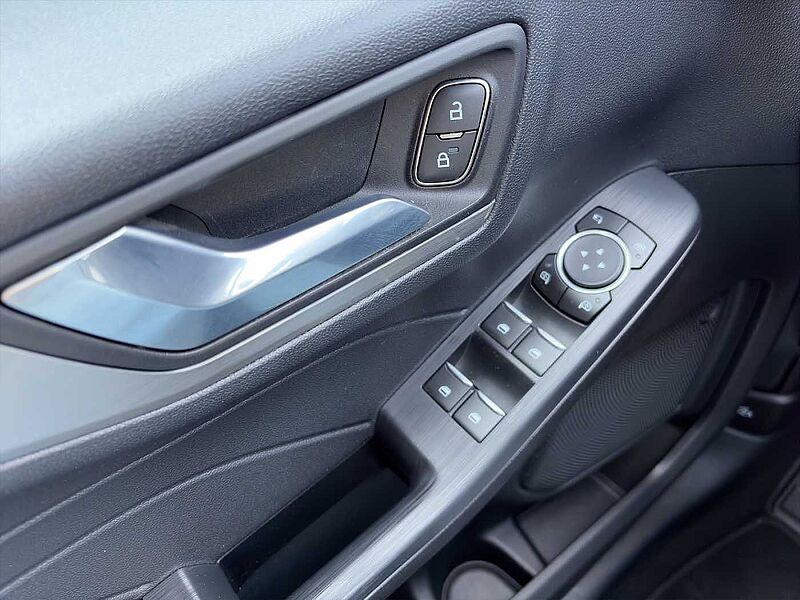 Ford Kuga Plug-In Hybrid Titanium