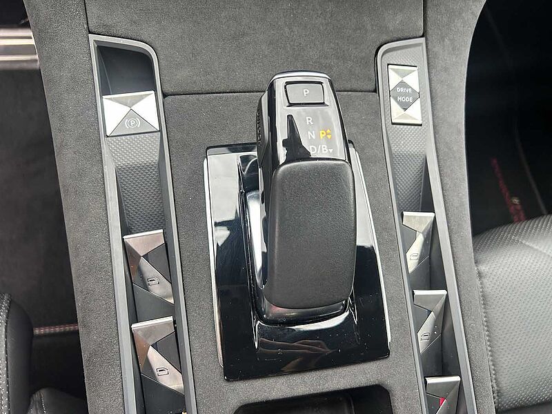 DS DS7 Crossback E-Tense 4x4 Performance Line