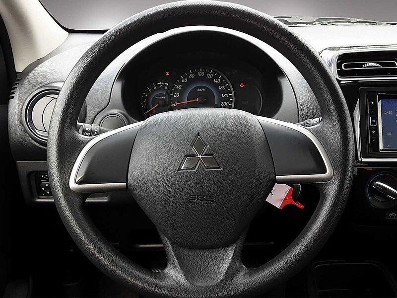 Mitsubishi Space Star Select
