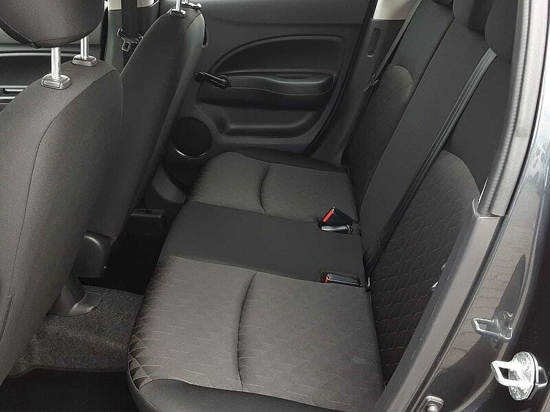 Mitsubishi Space Star Select