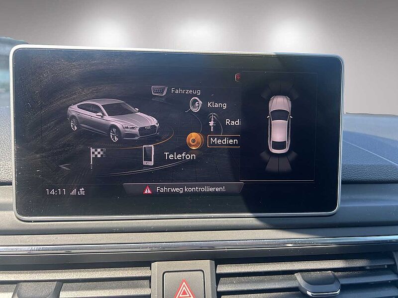 Audi A5 quattro basis