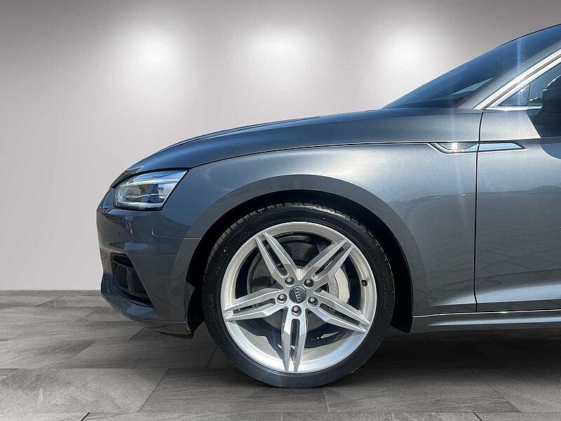 Audi A5 quattro basis