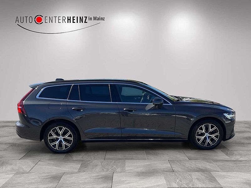 Volvo V60 Core