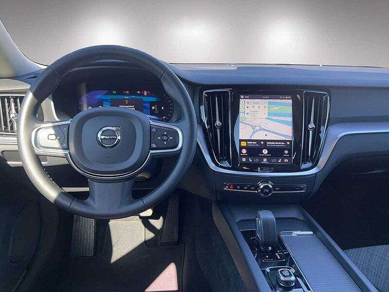 Volvo V60 Core