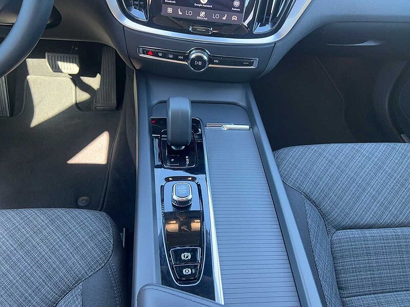 Volvo V60 Core