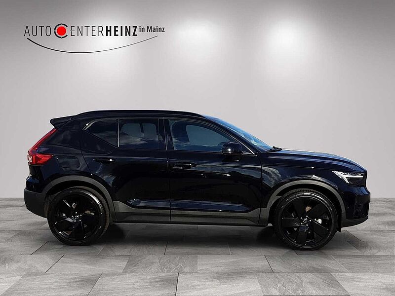 Volvo XC 40 Plus Black Edition 2WD