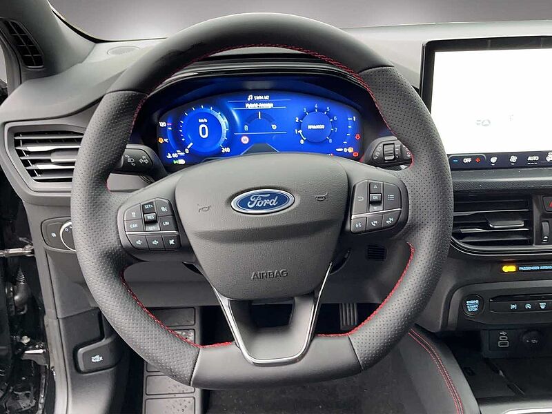 Ford Focus 1.0 EcoBoost Hybrid ST-LINE X