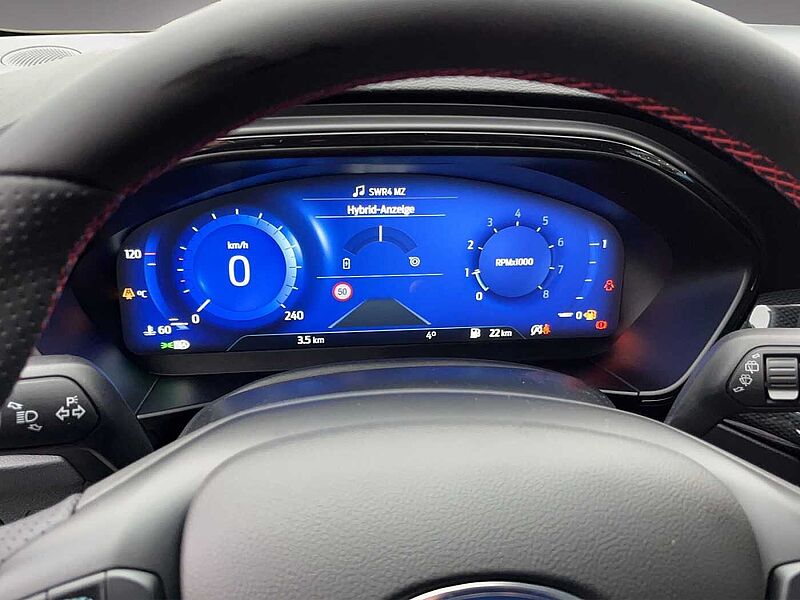 Ford Focus 1.0 EcoBoost Hybrid ST-LINE X