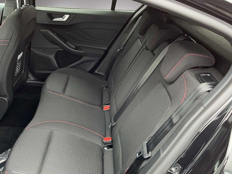 Ford Focus 1.0 EcoBoost Hybrid ST-LINE X