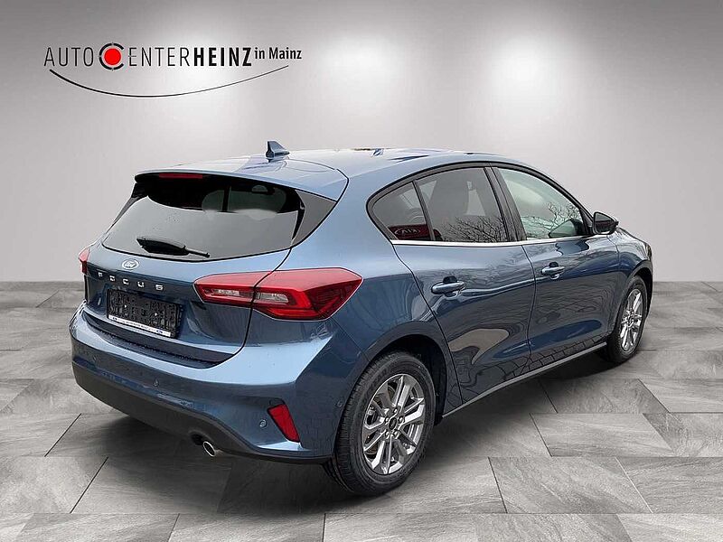 Ford Focus 1.0 EcoBoost Hybrid TITANIUM X