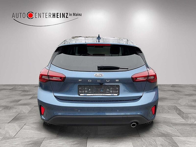 Ford Focus 1.0 EcoBoost Hybrid TITANIUM X