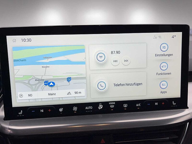 Ford Focus 1.0 EcoBoost Hybrid TITANIUM X